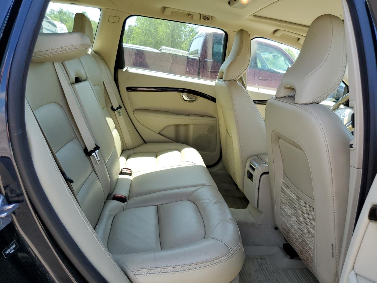 2016 Volvo Xc70 T5 Premier VIN: YV4612NK9G1254837 Lot: 61815435