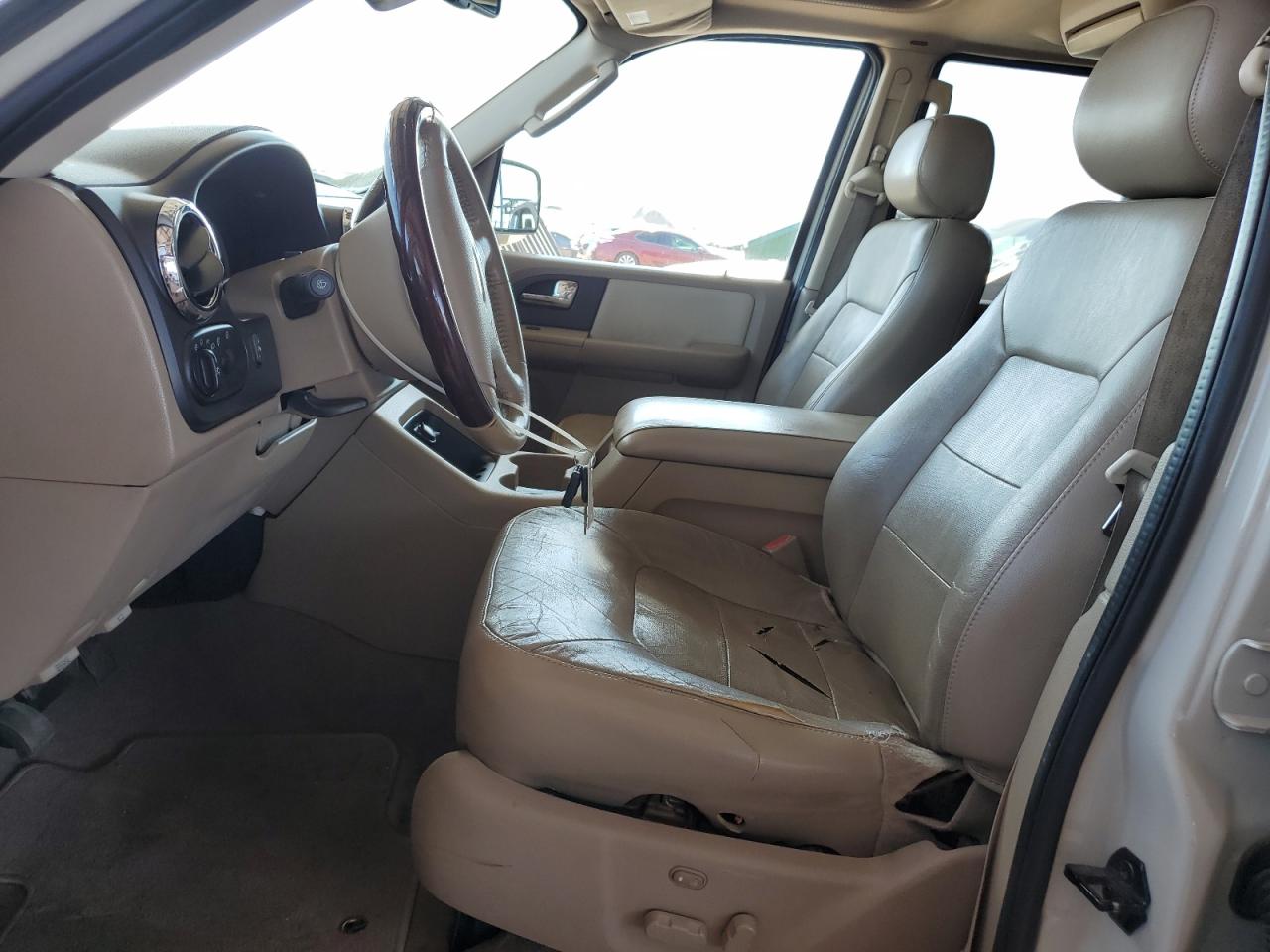 2005 Ford Expedition Limited VIN: 1FMFU205X5LA54896 Lot: 62591375