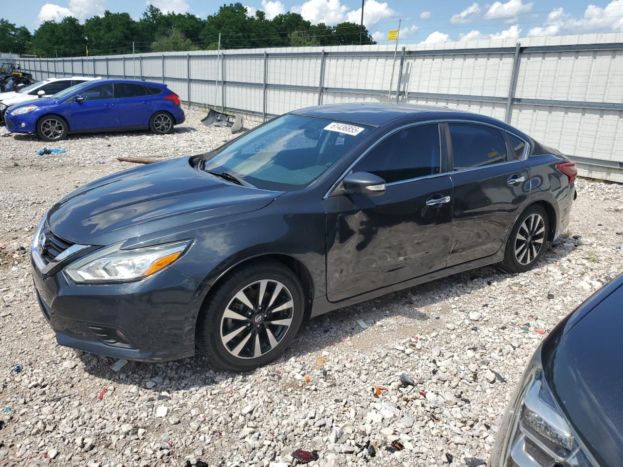 2018 Nissan Altima 2.5 for Sale in Lawrenceburg, KY - Rear End
