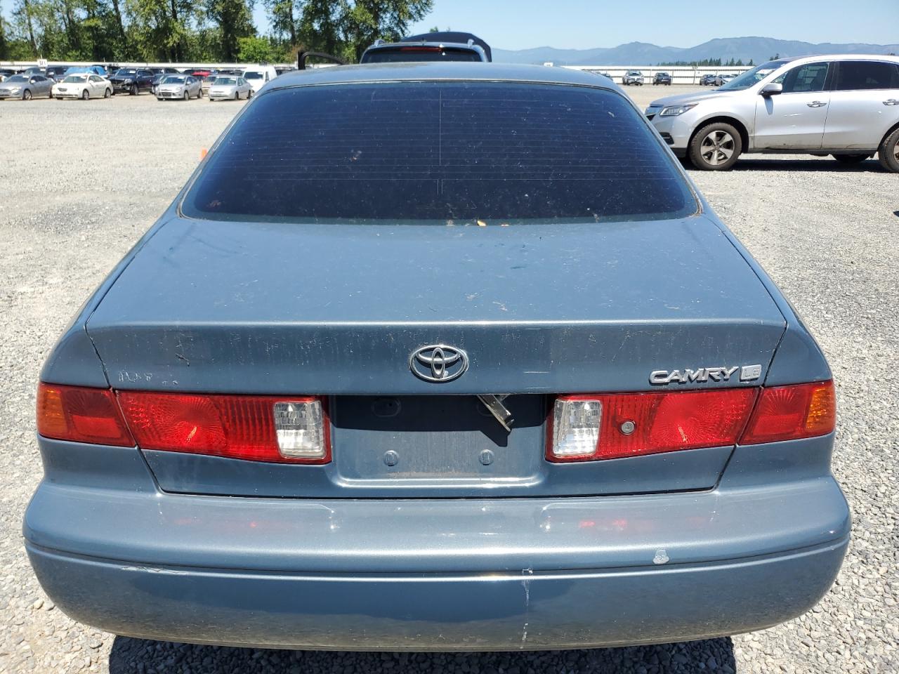 2001 Toyota Camry Ce VIN: JT2BG22K210569439 Lot: 63160935