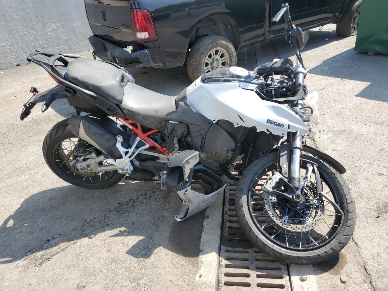 DUCATI MULTISTRAD 2023 VIN ZDMAALVWXPB015219