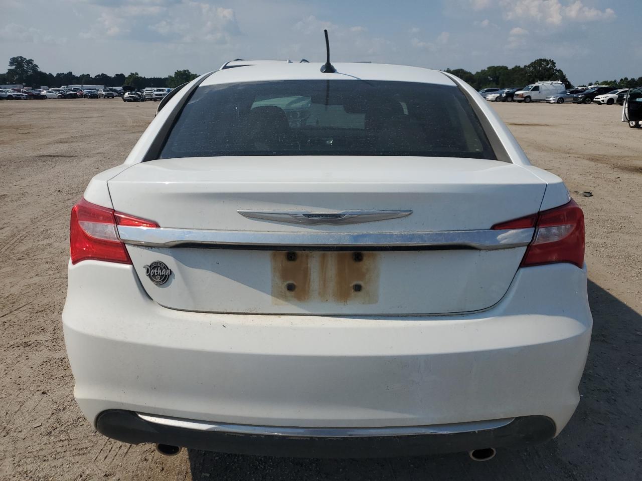 2011 Chrysler 200 Touring VIN: 1C3BC1FG4BN614408 Lot: 62422275