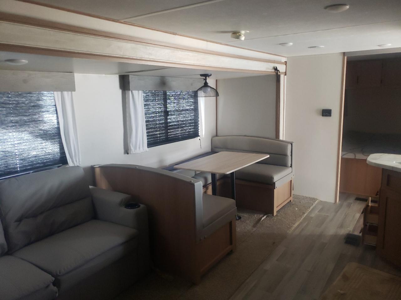 WILDWOOD AVENGER 2022 VIN 5ZT2AVSB5NB939036 фото 5