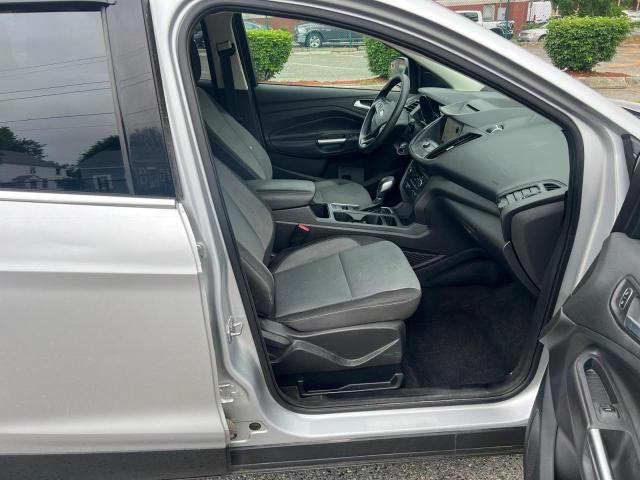  FORD ESCAPE 2018 Srebrny