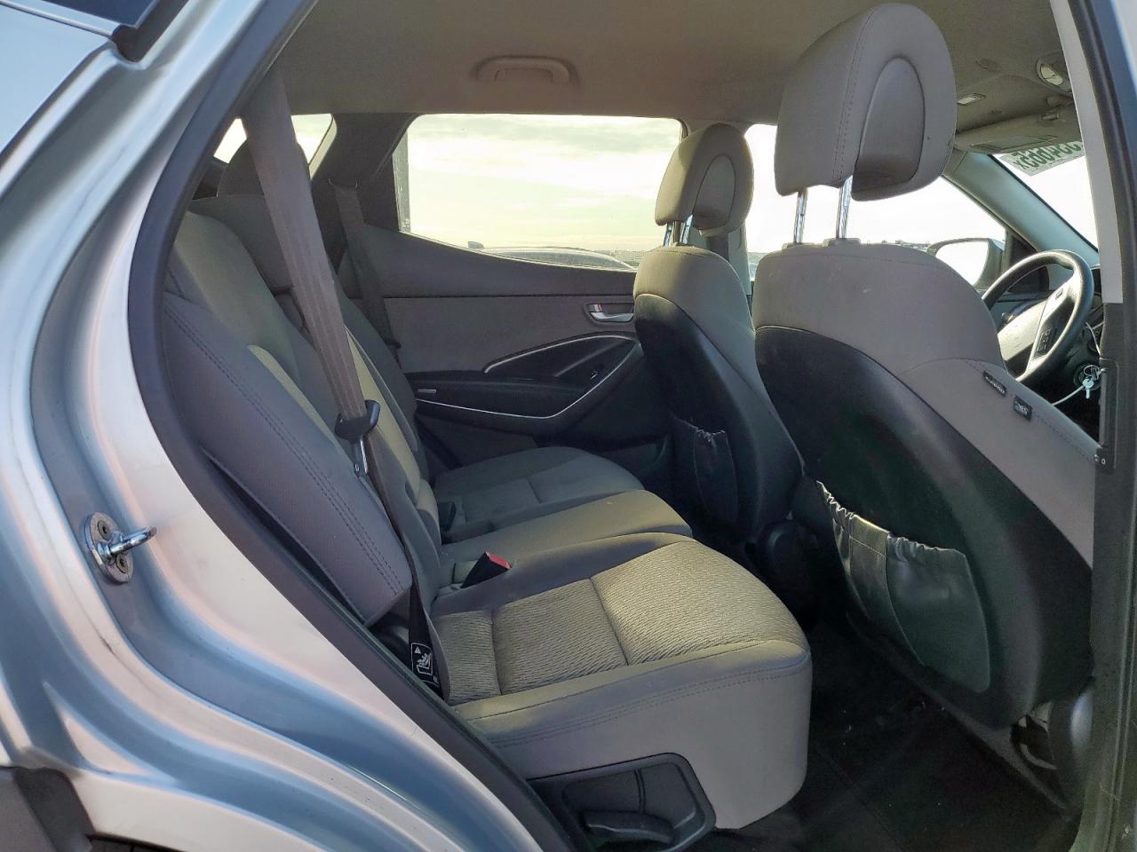 HYUNDAI SANTA FE 2016 VIN 5XYZTDLB2GG338832 фото 10