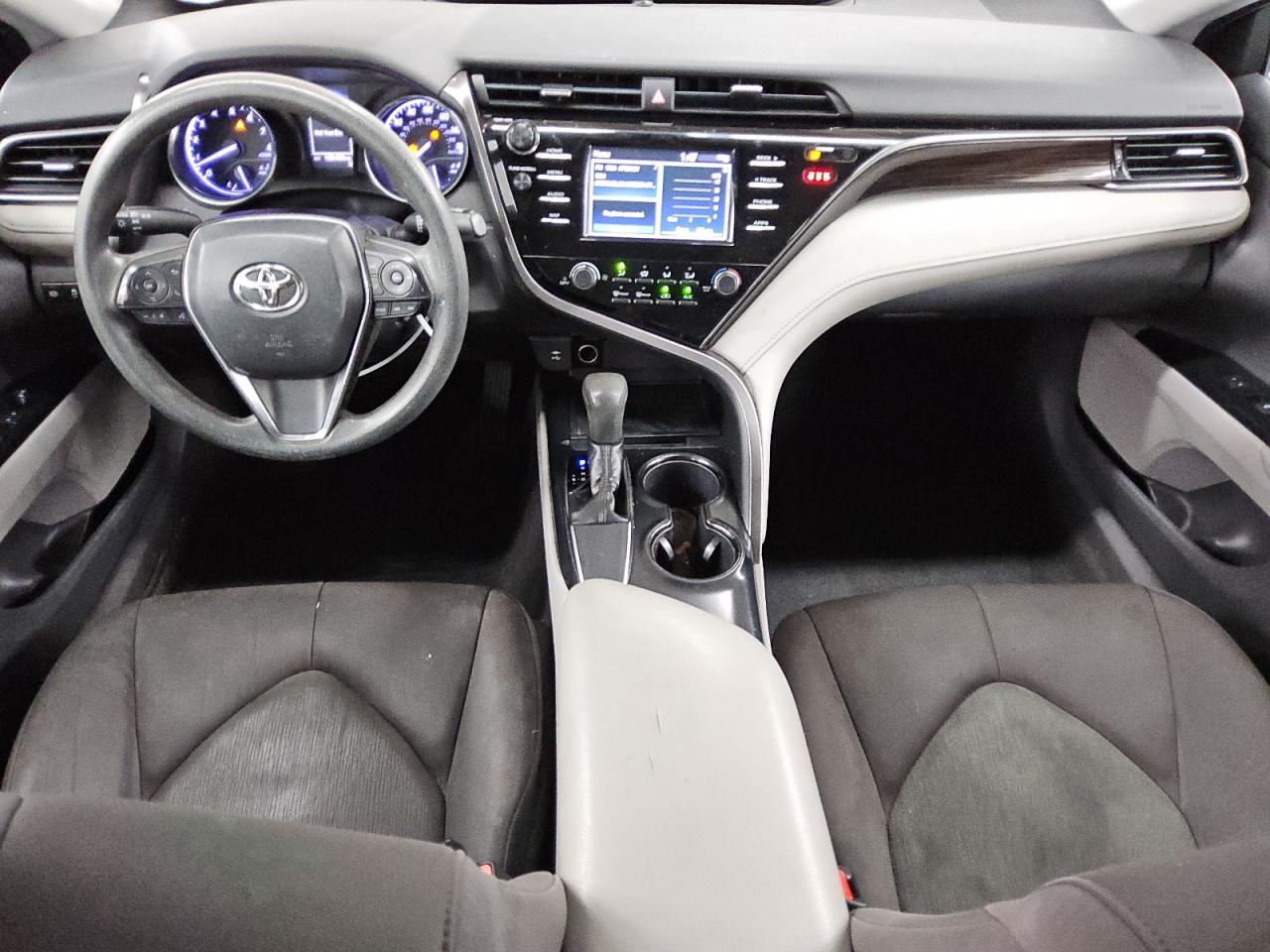 2019 Toyota Camry L VIN: 4T1B11HK5KU258958 Lot: 60442805