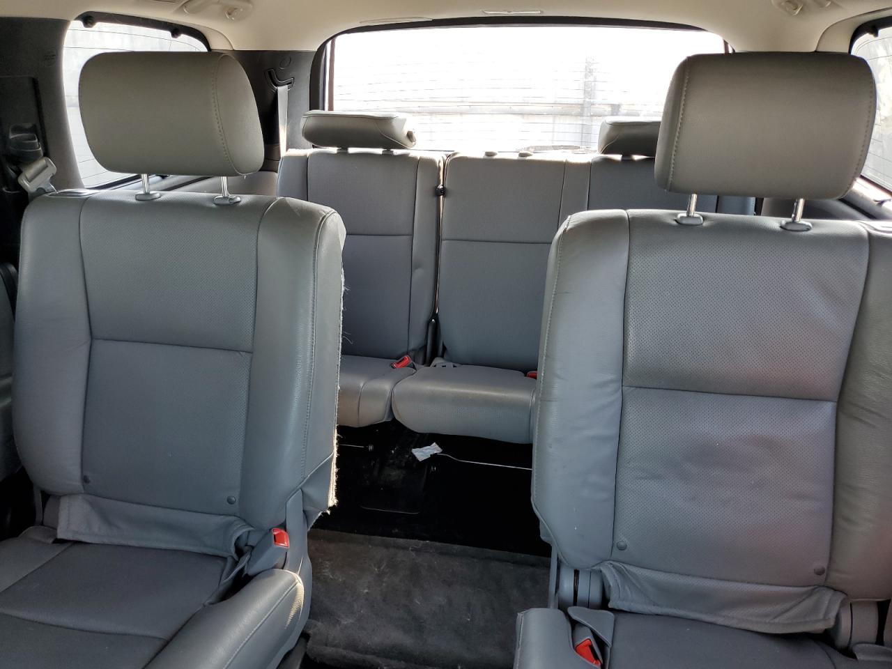 2016 Toyota Sequoia Platinum VIN: 5TDDW5G11GS136379 Lot: 61713775