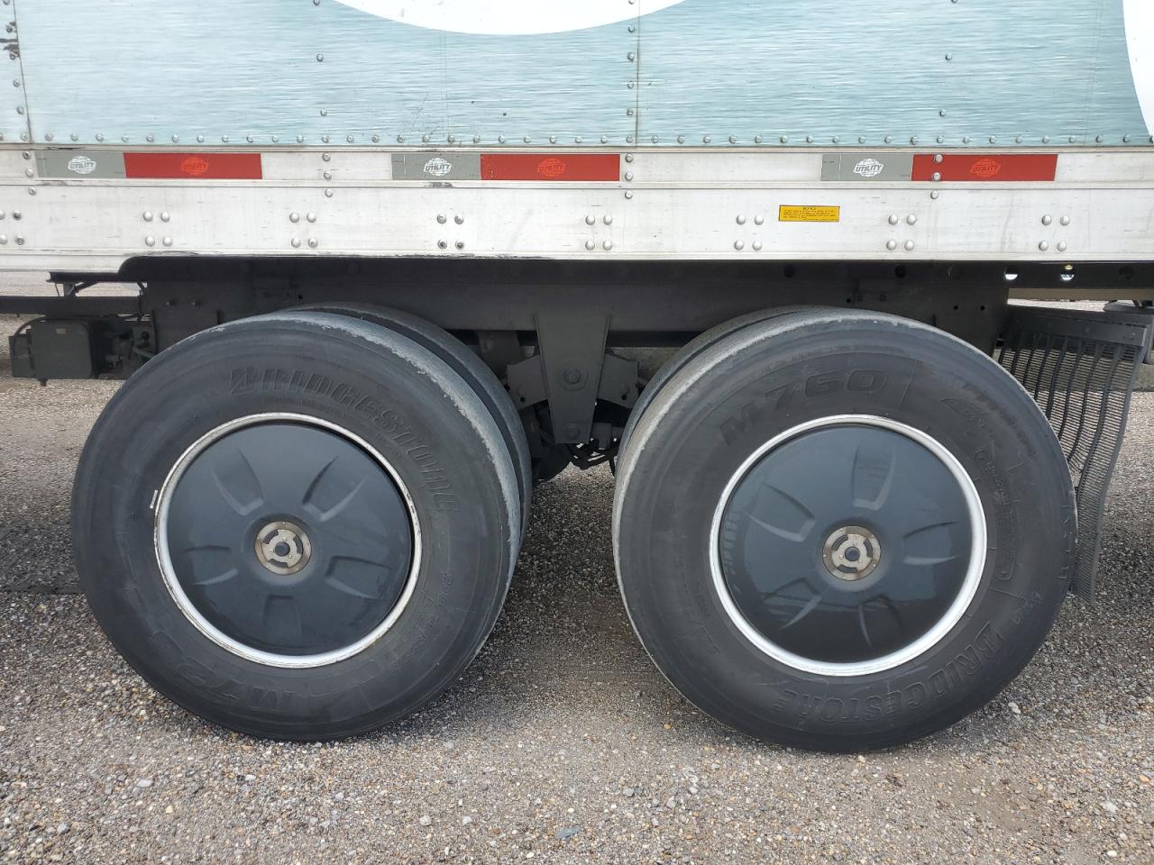 UTILITY ALL Models 2013 VIN 1UYVS2482DM630338 photo 9
