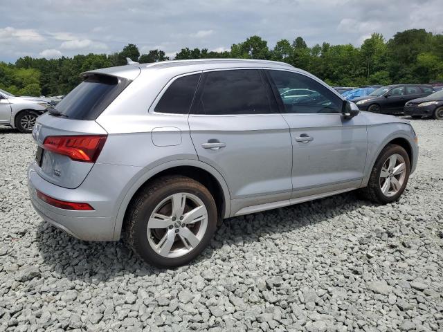  AUDI Q5 2018 Srebrny