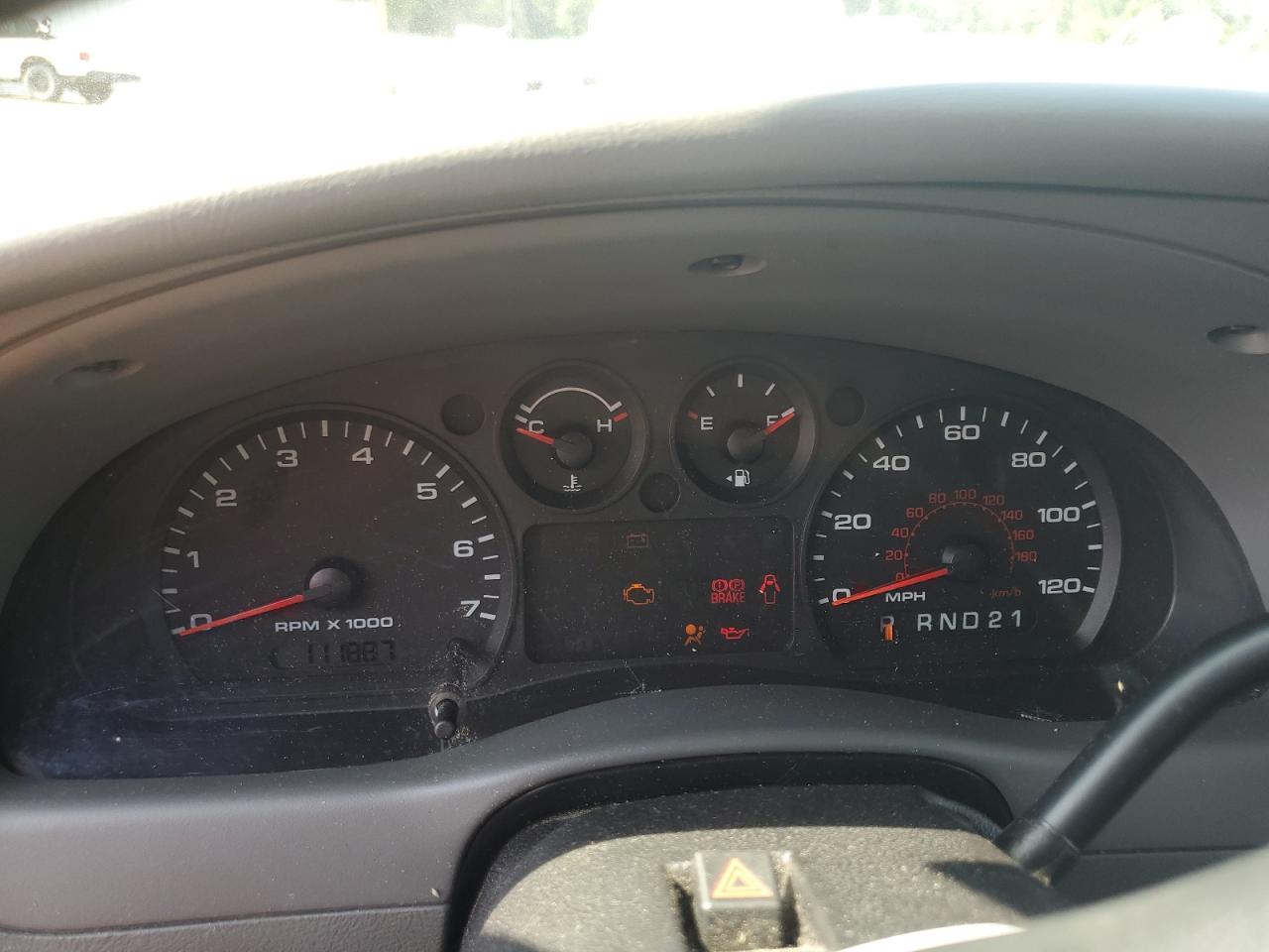 2010 Ford Ranger Super Cab VIN: 1FTLR4FE8APA08143 Lot: 62205775