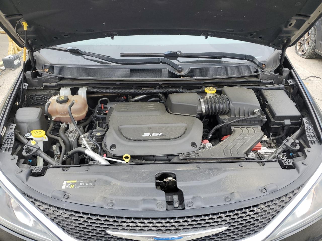 2018 Chrysler Pacifica Touring L Plus VIN: 2C4RC1EG3JR322360 Lot: 62024735