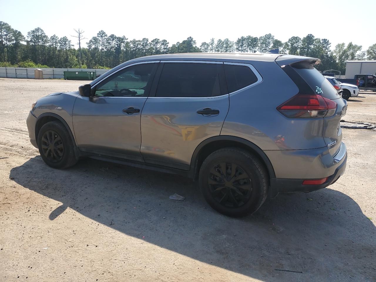 NISSAN ROGUE 2018 VIN 5N1AT2MV7JC744803 фото 2