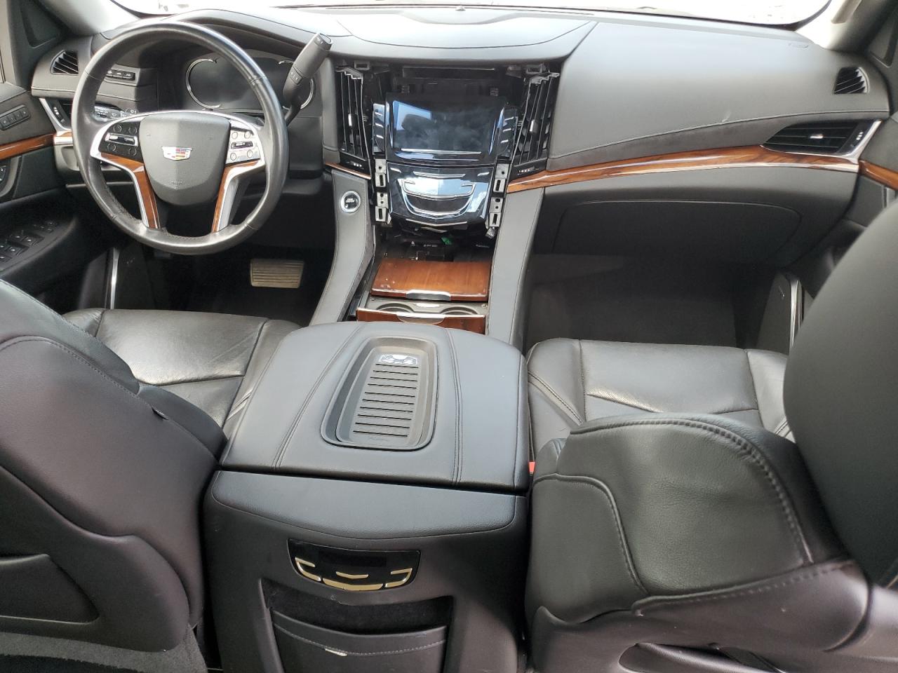 2019 Cadillac Escalade Esv Luxury VIN: 1GYS4HKJ5KR168582 Lot: 62559395