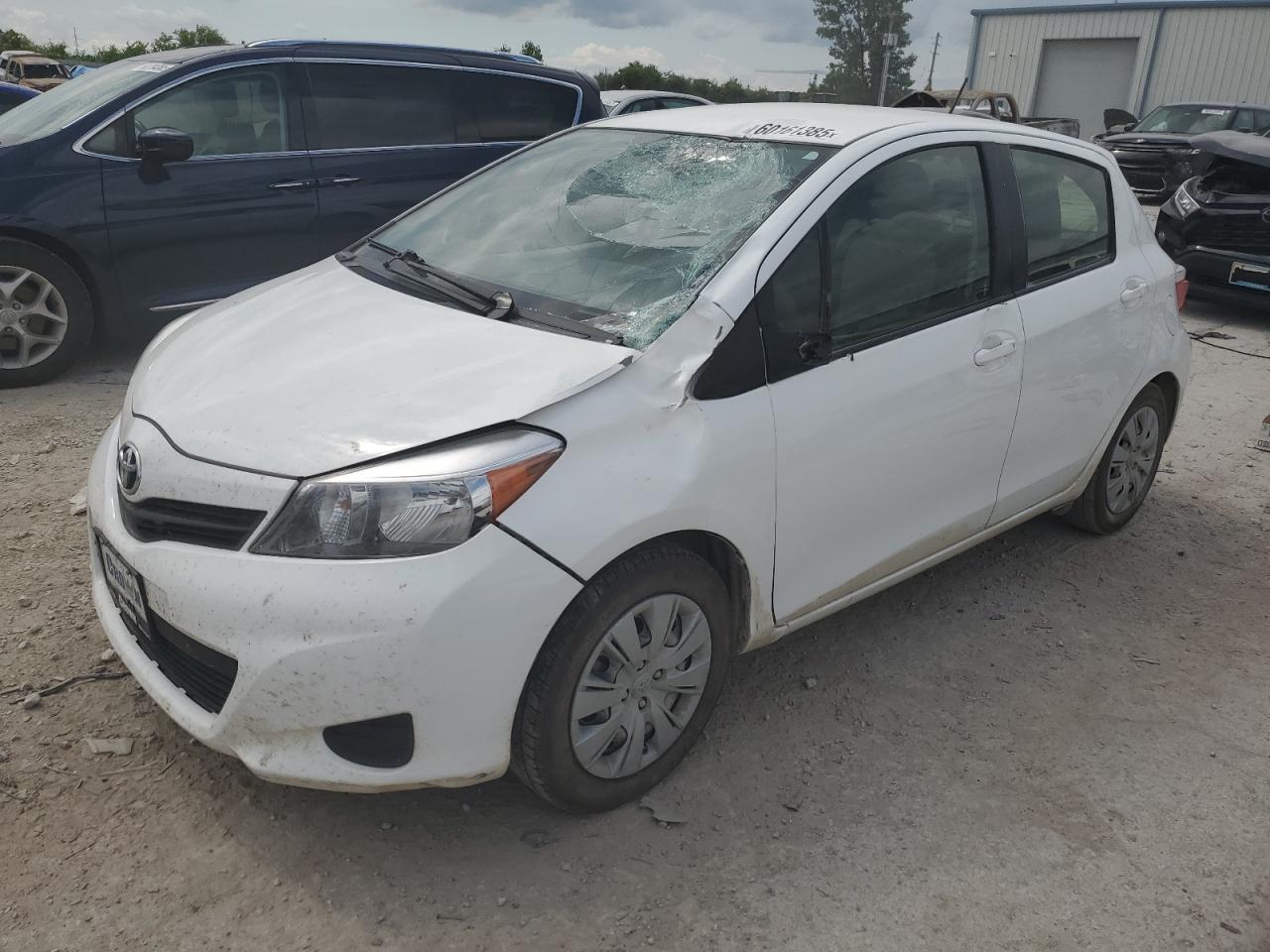 2014 Toyota Yaris de vânzare în Kansas City, KS - Front End