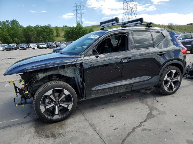  VOLVO XC40 2021 Черный