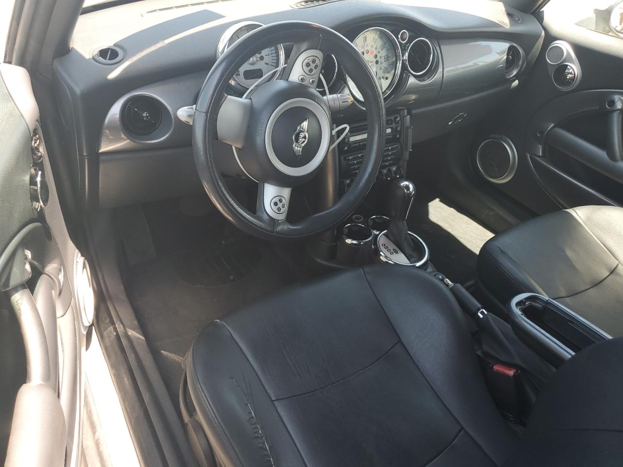 2006 Mini Cooper VIN: WMWRF33576TG16056 Lot: 63127705
