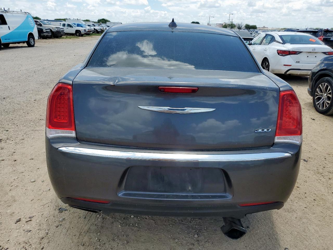 CHRYSLER 300 2018 VIN 2C3CCAEGXJH140221 фото 6