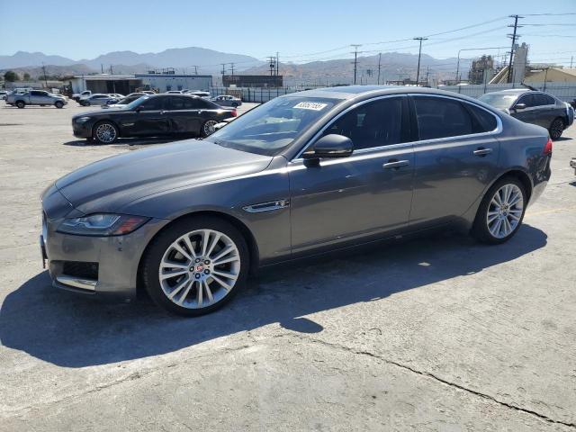 Sedans JAGUAR XF 2017 Gray