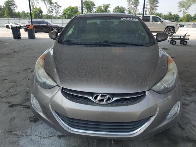 Sedans HYUNDAI ELANTRA 2013 Srebrny