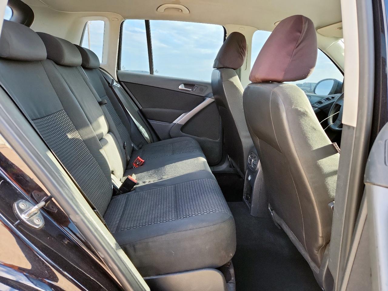 2009 Volkswagen Tiguan S VIN: WVGAV75NX9W522594 Lot: 62217135