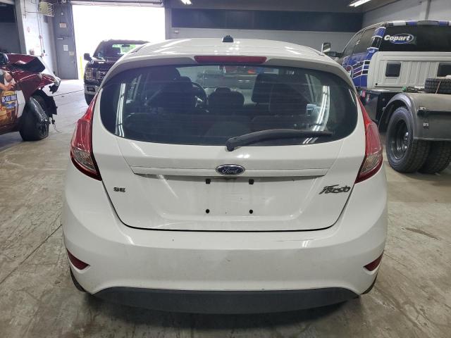  FORD FIESTA 2015 Biały