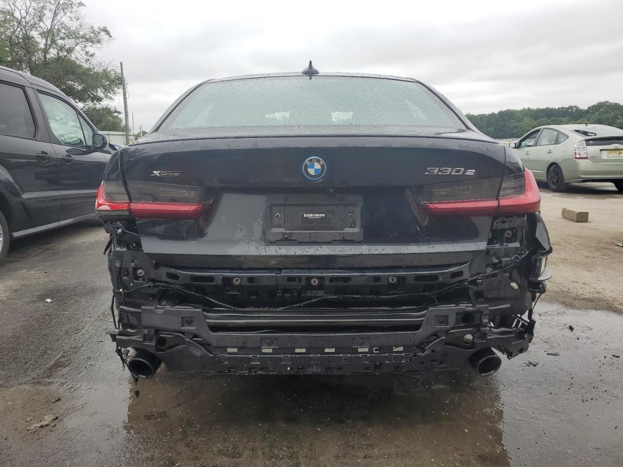 2022 BMW 330Xe VIN: 3MW5P9J06N8C66170 Lot: 62179365