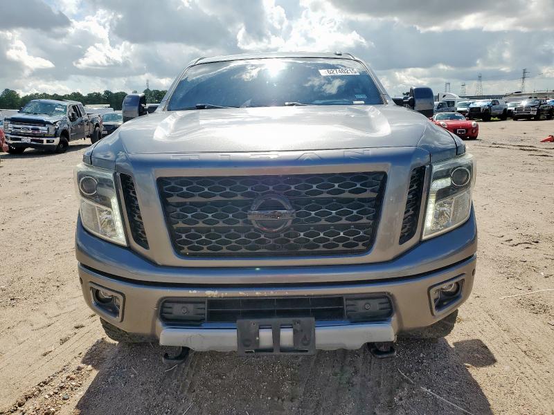  NISSAN TITAN 2016 Gray