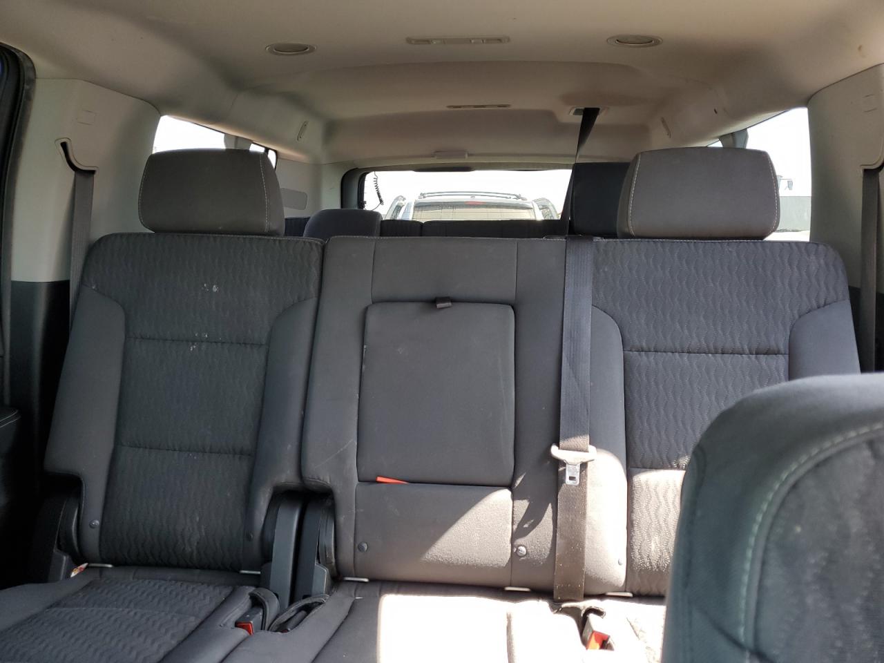 2018 Chevrolet Suburban C1500 Ls VIN: 1GNSCGKC1JR194249 Lot: 61763195