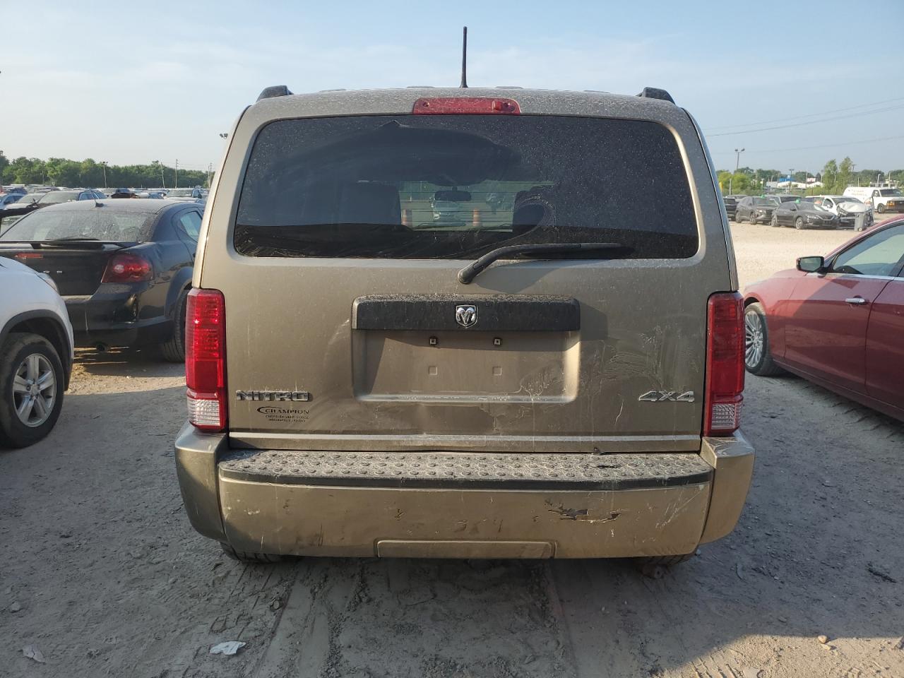 2007 Dodge Nitro Sxt VIN: 1D8GU28K97W663760 Lot: 62018755