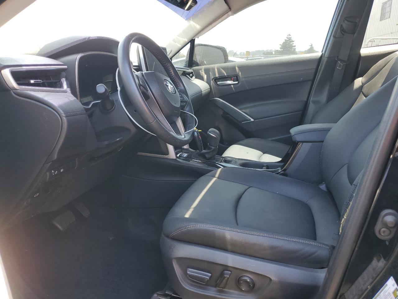 2023 Toyota Corolla Cross Xle VIN: 7MUDAAAG1PV043503 Lot: 59404225