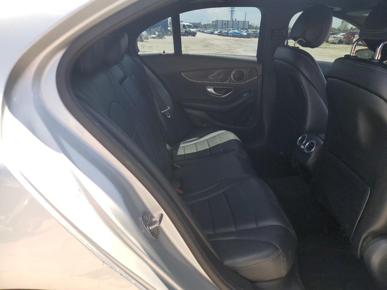 2018 Mercedes-Benz C 300 4Matic VIN: 55SWF4KB6JU260161 Lot: 60074895