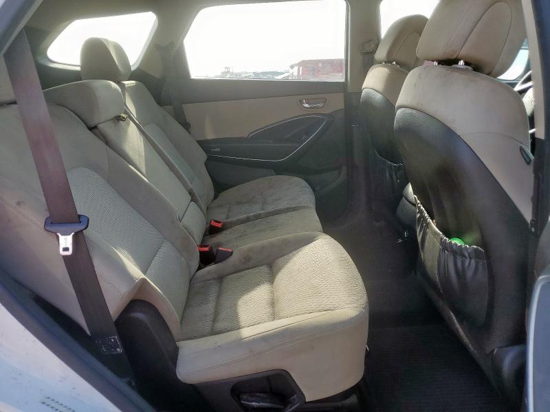 2017 HYUNDAI SANTA FE SE  