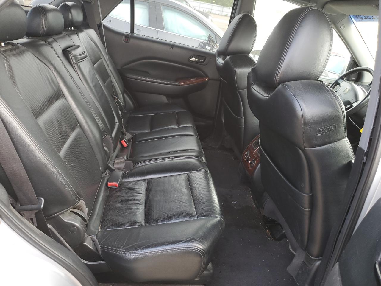 2005 Acura Mdx Touring VIN: 2HNYD18605H003452 Lot: 60472925