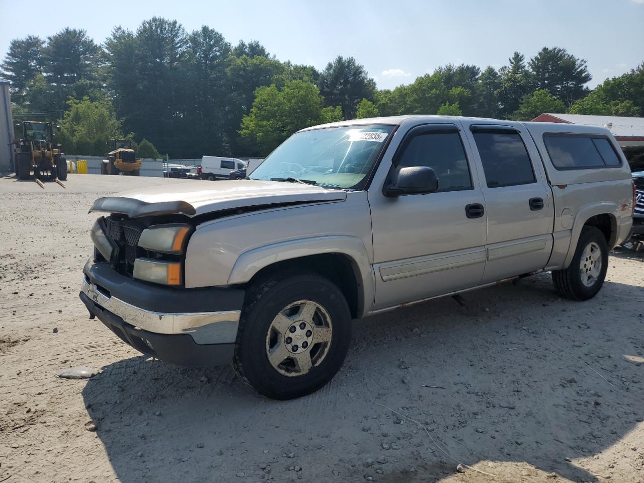 2005 Chevrolet Silverado K1500 продається в Mendon, MA - Front End