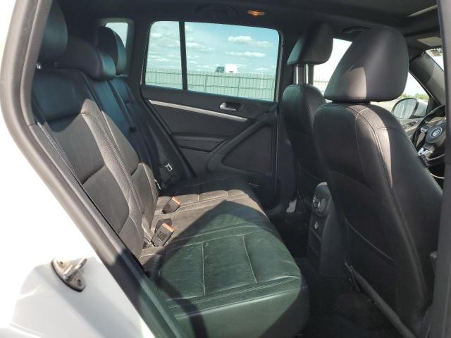 2013 VOLKSWAGEN TIGUAN S  