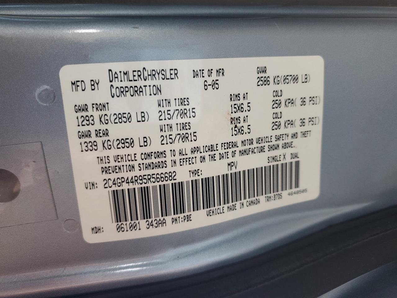 2005 Chrysler Town & Country Lx VIN: 2C4GP44R95R566682 Lot: 58984305