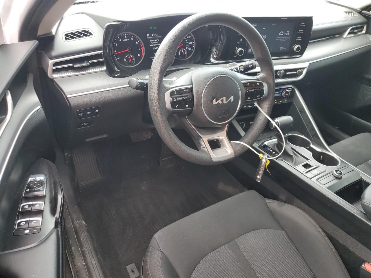 KIA K5 2023 VIN 5XXG14J2XPG207300 фото 8