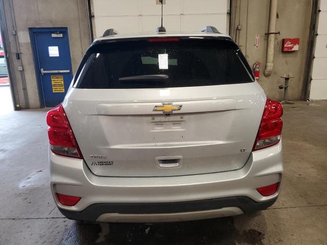 Parquets CHEVROLET TRAX 2017 Silver
