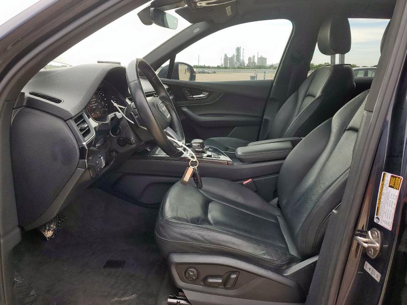 Паркетники AUDI Q7 2017 Чорний