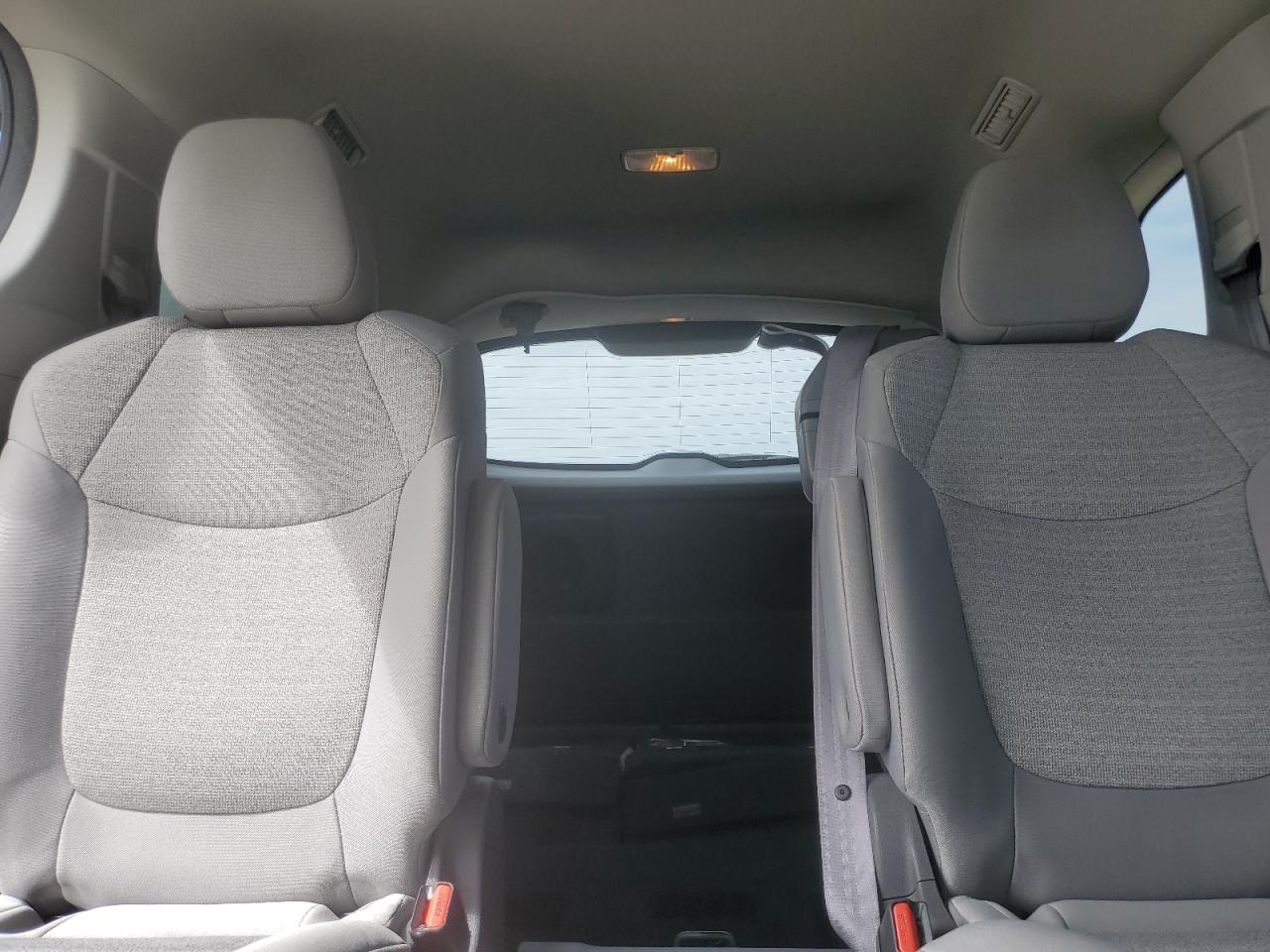 2021 Toyota Sienna Le VIN: 5TDKRKEC1MS044380 Lot: 61534735