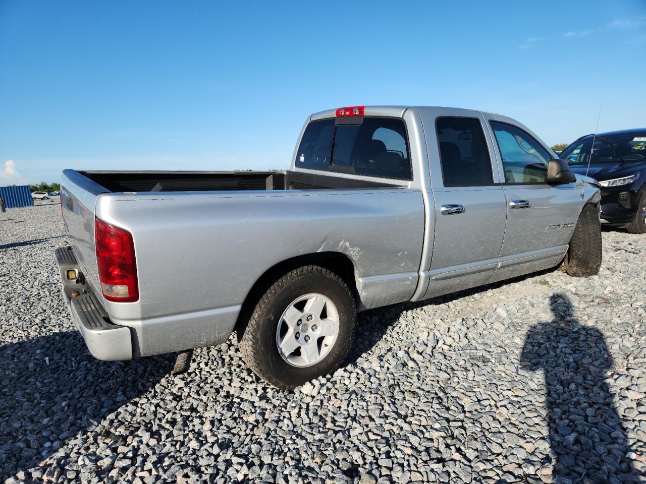 DODGE RAM 1500 2004 VIN 1D7HA18D94S604739 photo 3