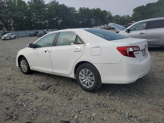  TOYOTA CAMRY 2012 Biały