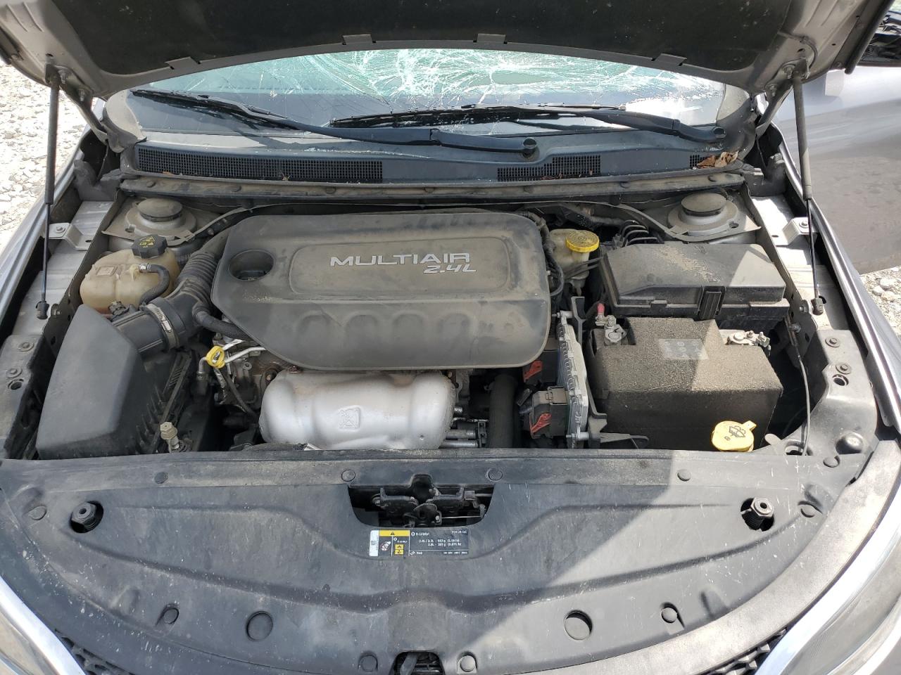 2015 Chrysler 200 Limited VIN: 1C3CCCAB8FN702167 Lot: 62459915