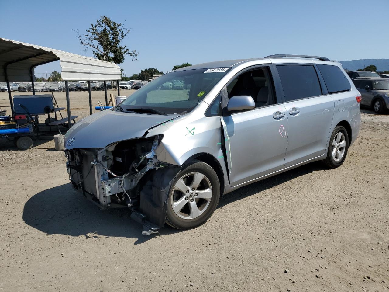2016 Toyota Sienna Le na sprzedaż w San Martin, CA - Front End