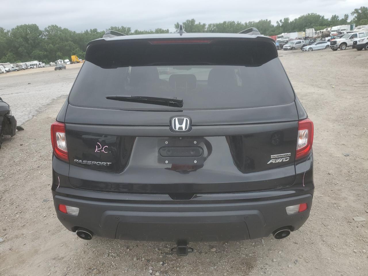 2019 Honda Passport Touring VIN: 5FNYF8H95KB004309 Lot: 62836205