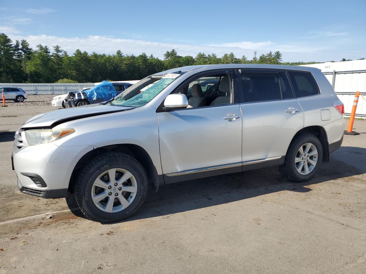 TOYOTA HIGHLANDER 2013 VIN 5TDBK3EH3DS203681