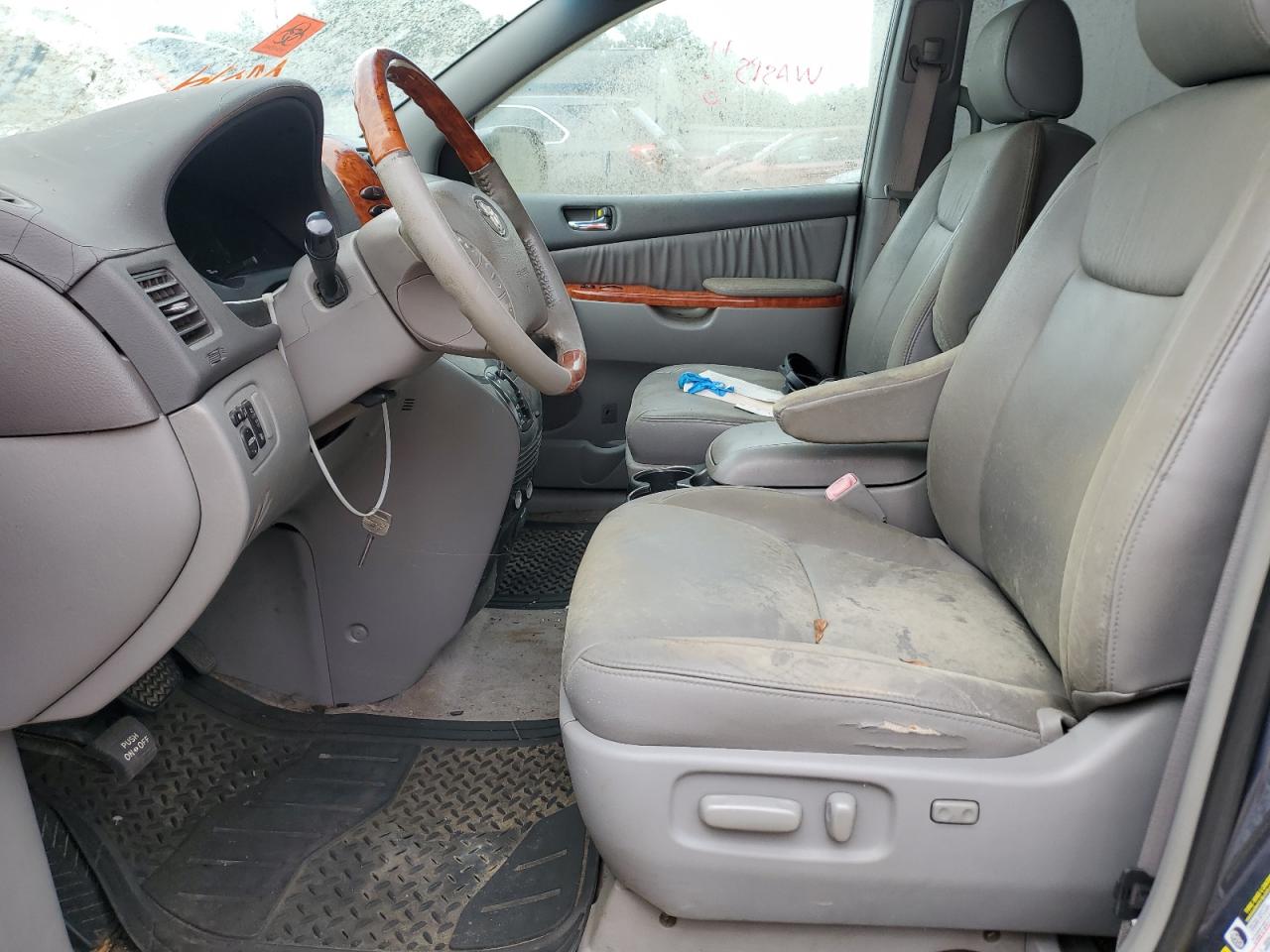 2008 Toyota Sienna Xle VIN: 5TDBK22C48S021075 Lot: 63054015