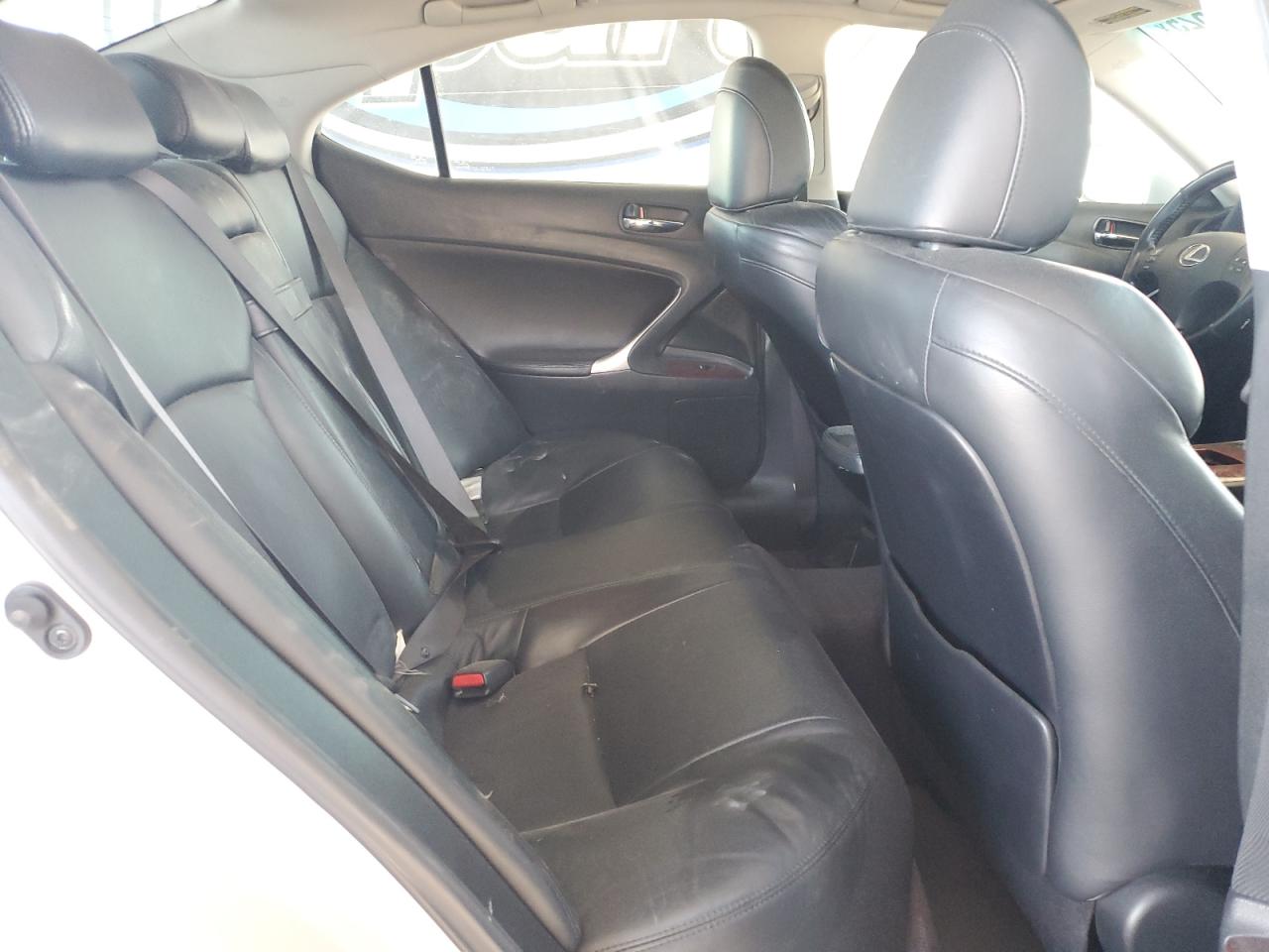 2007 Lexus Is 350 VIN: JTHBE262X75014692 Lot: 63022525