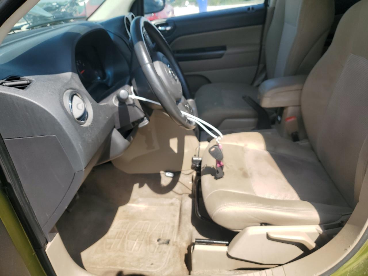 2012 Jeep Compass Latitude VIN: 1C4NJDEB4CD637667 Lot: 61343665