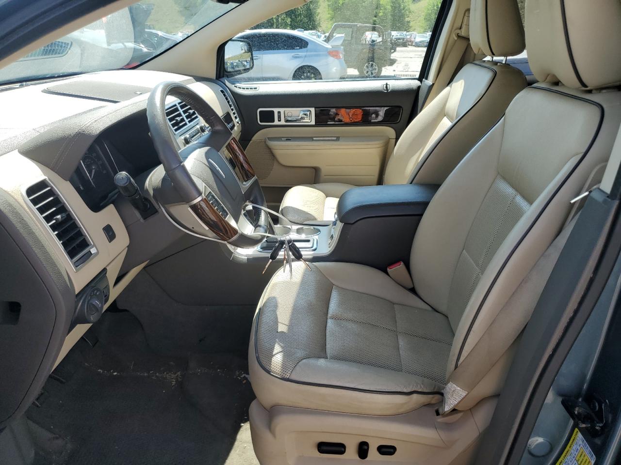 2010 Lincoln Mkx VIN: 2LMDJ8JC5ABJ19989 Lot: 62888235
